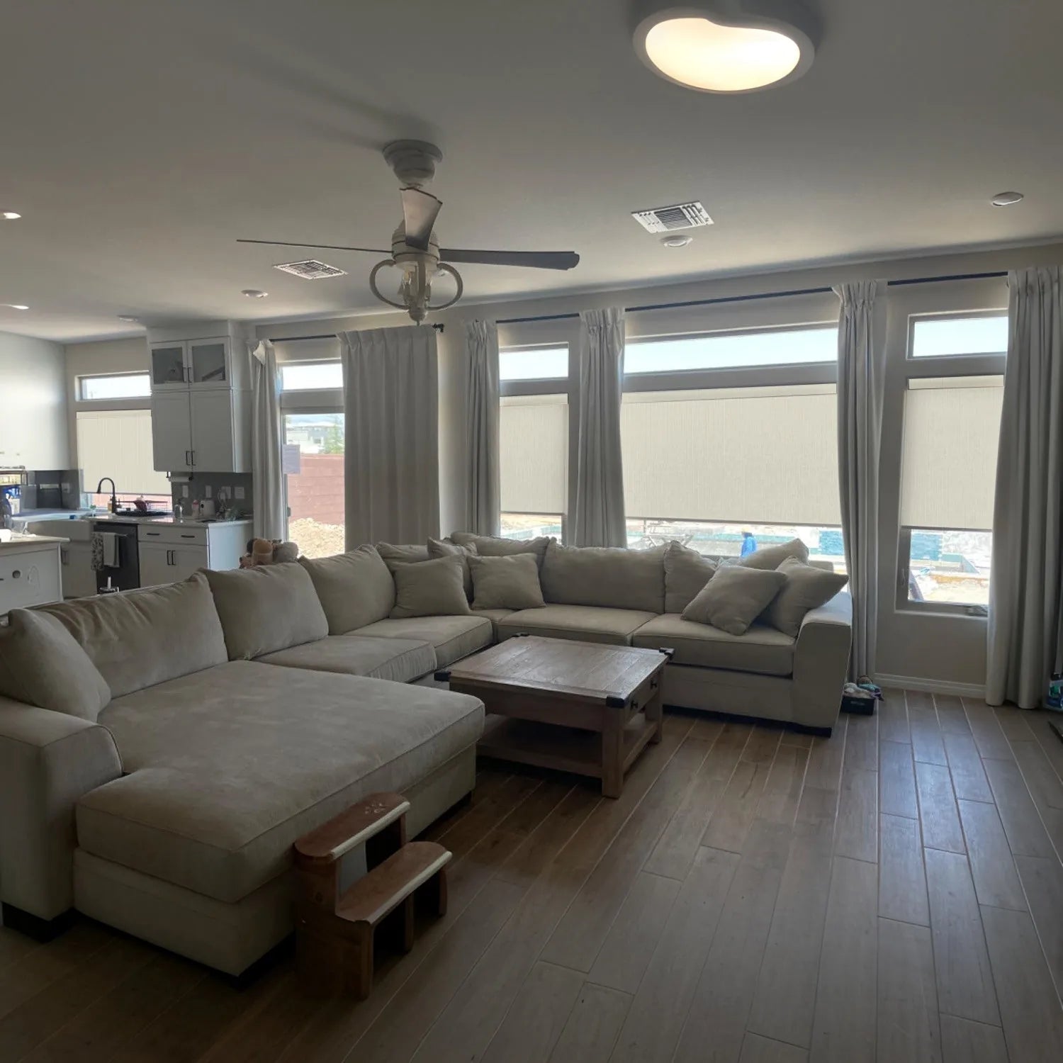 Fine-Texture Beige