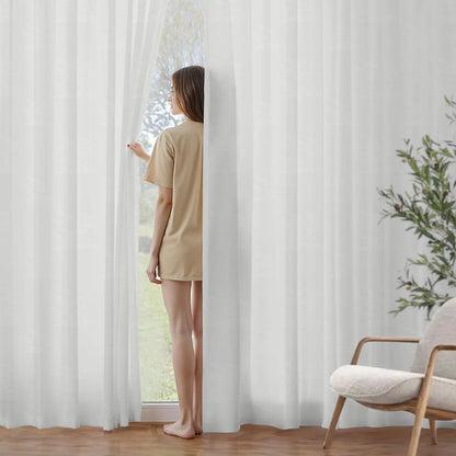 White Lakeside View Pattern