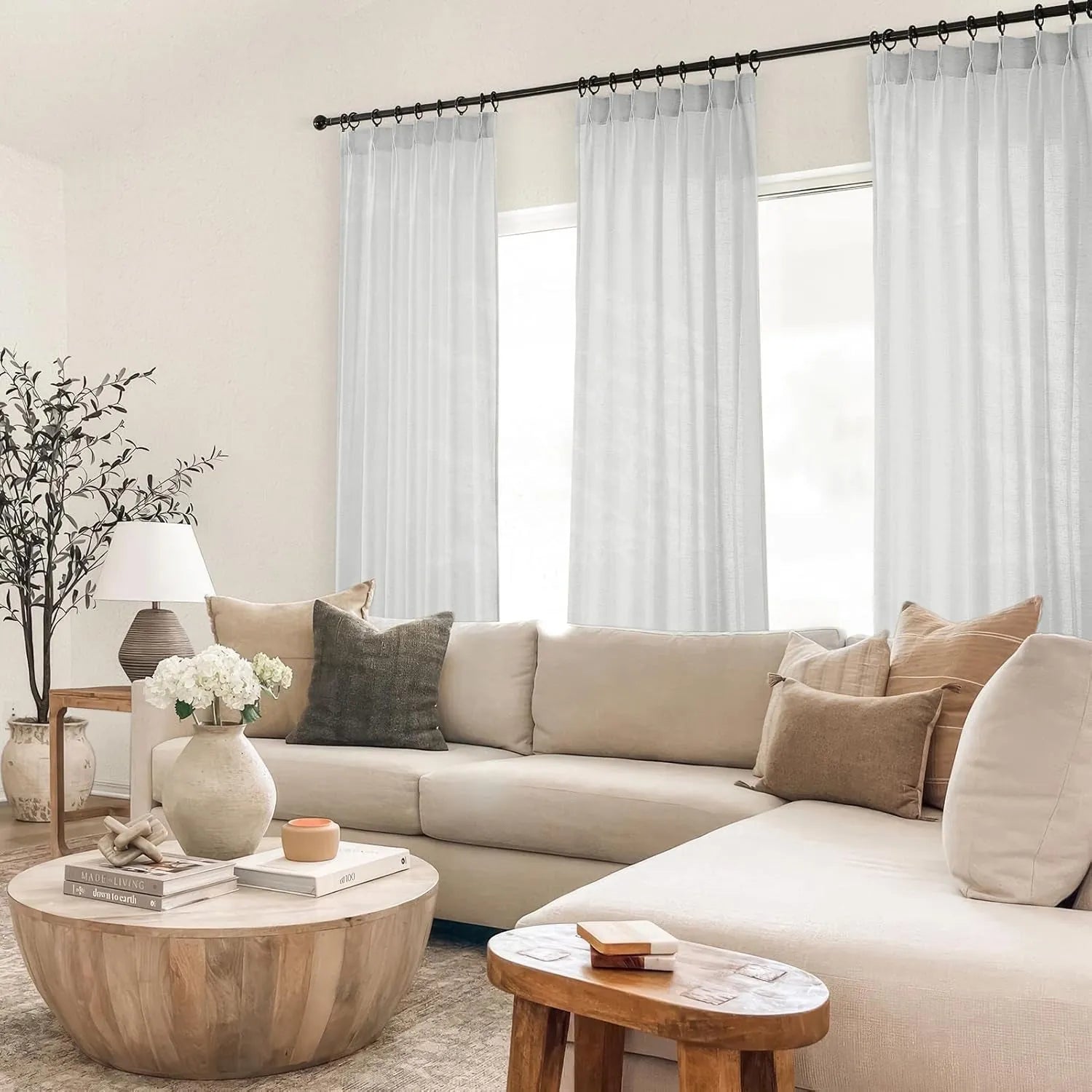 White Lakeside View Pattern